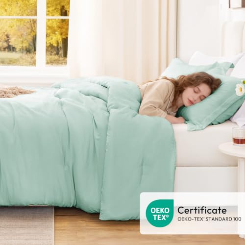 Image of Love's cabin Aqua Queen Comforter Set, 3-Piece Prewashed Bed Set with 1 Comforter (90 x 90 in) & 2 Pillowcases, Lightweight & Breathable for All Seasons