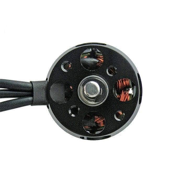 Bottom view of Maytech 3458-900KV motor showing mounting holes