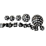 【幅広い用途】ちょっと変わったアイテムですが、意外と色々な場面で活用できます！TRPGやボードゲーム、自作ゲームにも使えます。複雑な判定や細かい確率を扱うときに便利。普通のサイコロよりも特殊なので、数学・確率の学習、占いなど様々な使い方ができる面白いアイテムです！ 【高品質なデザイン】1～100までの数字が小さくてもはっきり読みやすいように工夫されており、見やすさ◎また、単に数字が書いてあるだけでなくブラックカラーで落ち着いたデザインです。数字が白色なので、ブラックカラーとのコントラストでとって...