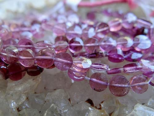 Tourmaline rose facettée pour créer un cadeau de mariage personnalisé