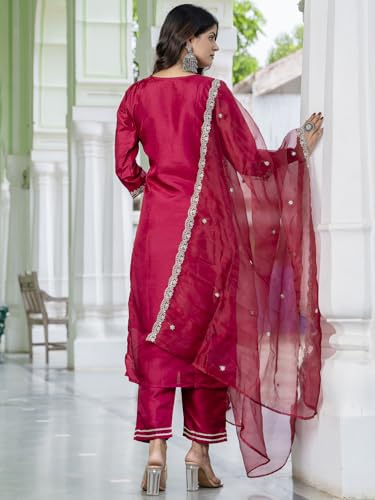 Image of VredeVogel Women's Silk Blend Embroidered Kurta with Pant & Dupatta Set