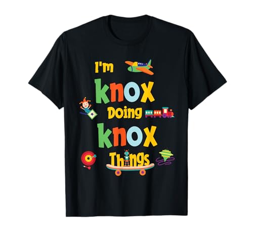 I'm Knox Doing Knox Things - Fiesta de cumpleaños con nombre personalizado Camiseta