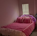 Review Image by Kayla Kayla