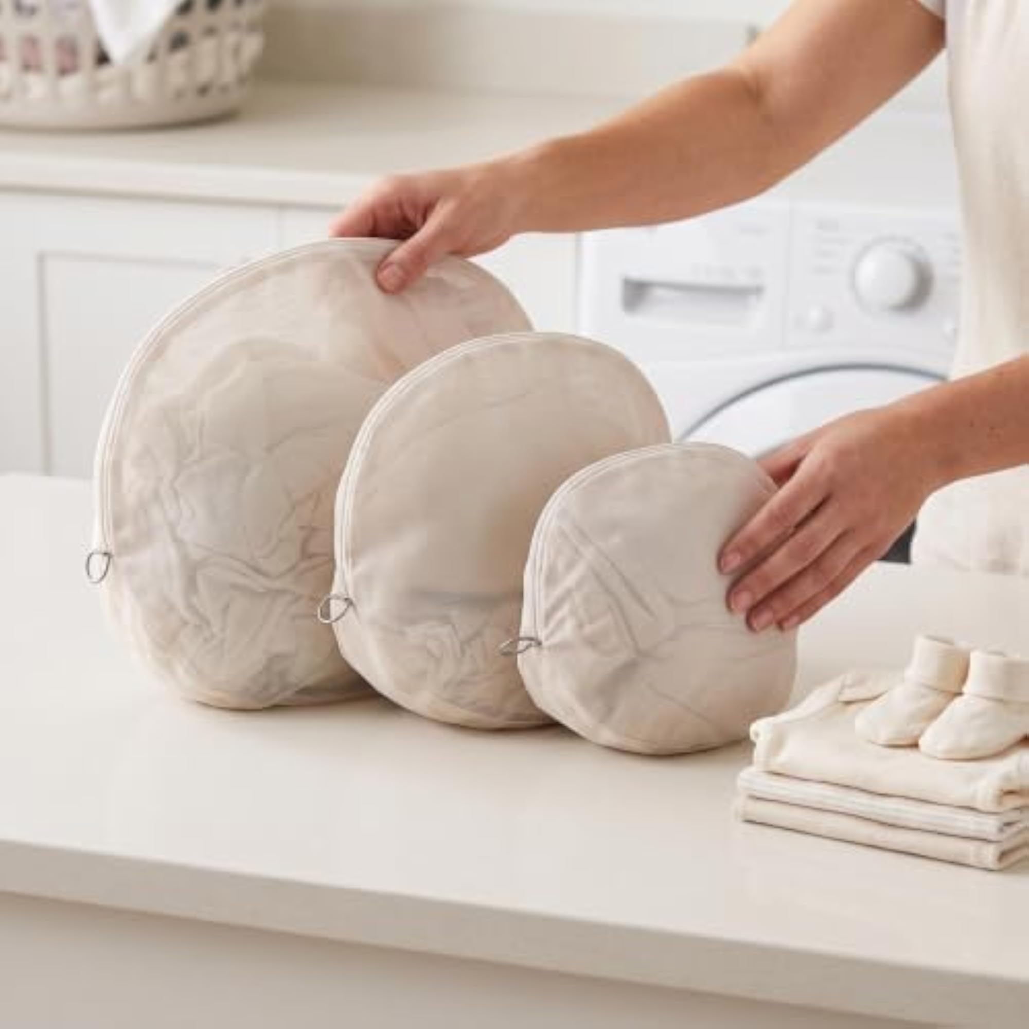 Delicate Laundry Mesh Bags, 4-Piece Set