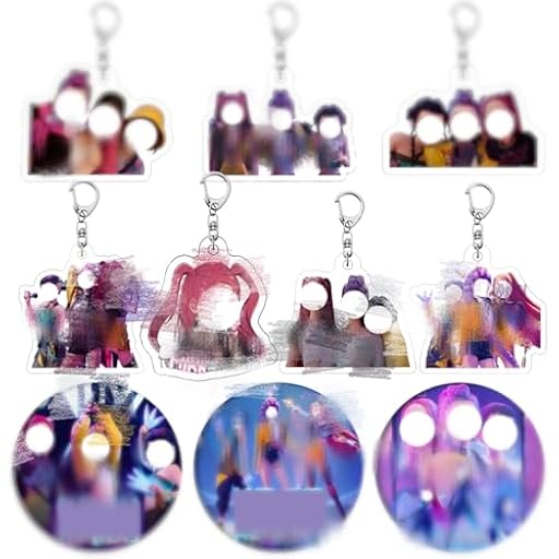 ZXTGBQ Juego De 10 Llaveros Y Distintivos De Anime Para Fans, Llavero De Equipo De Estudiantes, DecoracióN De Mochila, Llaveros TemáTicos, Regalo Para Novios, Casa, San ValentíN Y Aniversario | Ya disponible en tu tienda friki favorita! En mundofriki.es!