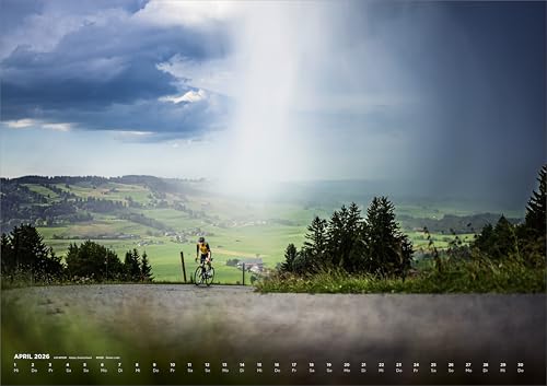 Supertrails Rennrad Kalender 2026 by Markus Greber im großen Panorama-Format. Freu Dich auf deine Tour 2026.