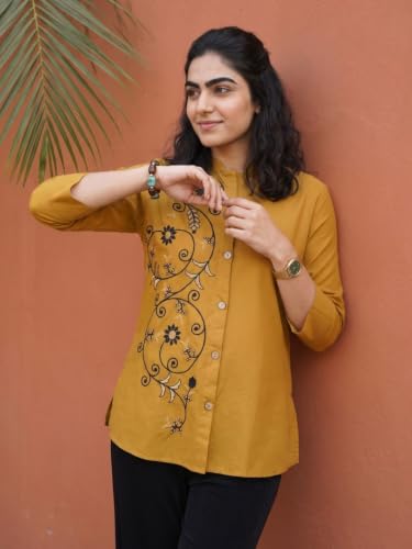 Image of Naixa Women's Pink Cotton Printed Straight Kurta with Pant and Dupatta Set