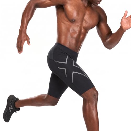 Image of 2XU Men's Light Speed Compression Shorts, Black/Black Reflective, L UK