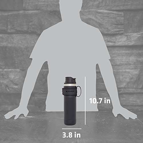 Stanley 10-09832-002 Caneca Trigger Action da Quadvac™ Foundry Preta 590 ml