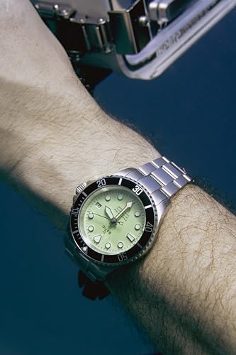 Image of RATIO FreeDiver Sapphire Crystal Diver Watch Japanese Quartz Dive Watch 200m Water Resistant Diving Watch
