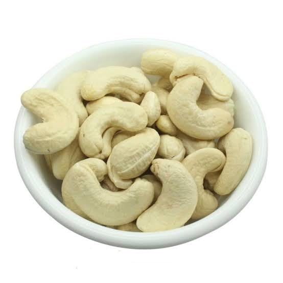 Image of Royal Star Premium Whole Cashew Nuts W320 - Fresh, Crunchy & Vacuum Packed - 1Kg | Healthy & Tasty Dry Fruit | Rich in Protein & Nutrients