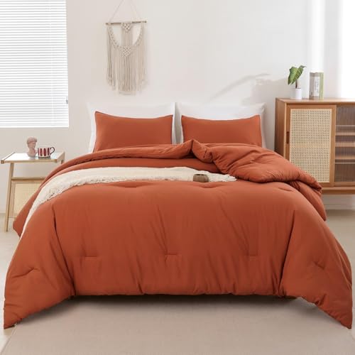 Image of ROSGONIA Oversized King Comforter 120x120, 3pcs Super King Comforter (1 Burnt Orange Comforter & 2 Pillowcases) Lightweight Warm Bedding Set Quilt