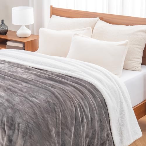 Berkshire Blanket-Sherpa Fleece Blanket, Warm and Soft Loftmink Reversible Blanket for Bed, Sofa and Travel, Charcoal Grey, 90 in x 90 in by Berkshire Blanket - Used condition - Image 2
