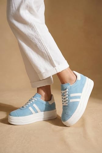 Image of Big Fox Women's Casual Sneakers | Lightweight & Comfortable Shoes | Soft Cushion Sole