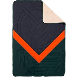 VOITED Camping Blanket – CLOUDTOUCH 4-in-1 Durable Travel Blanket – Also Serves as Pillow, Sleeping Bag & Cape – Lightweight Outdoor Blanket for Travel & Home – Camping Gear & Travel Essentials