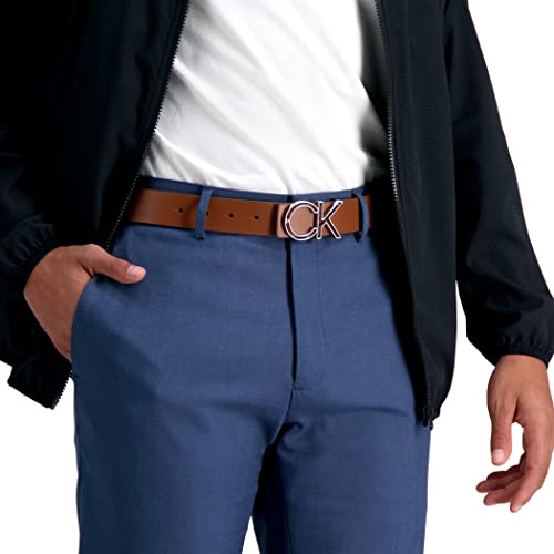 Calvin Klein Cinto casual masculino com fivela de placa CK, TAN, pequeno