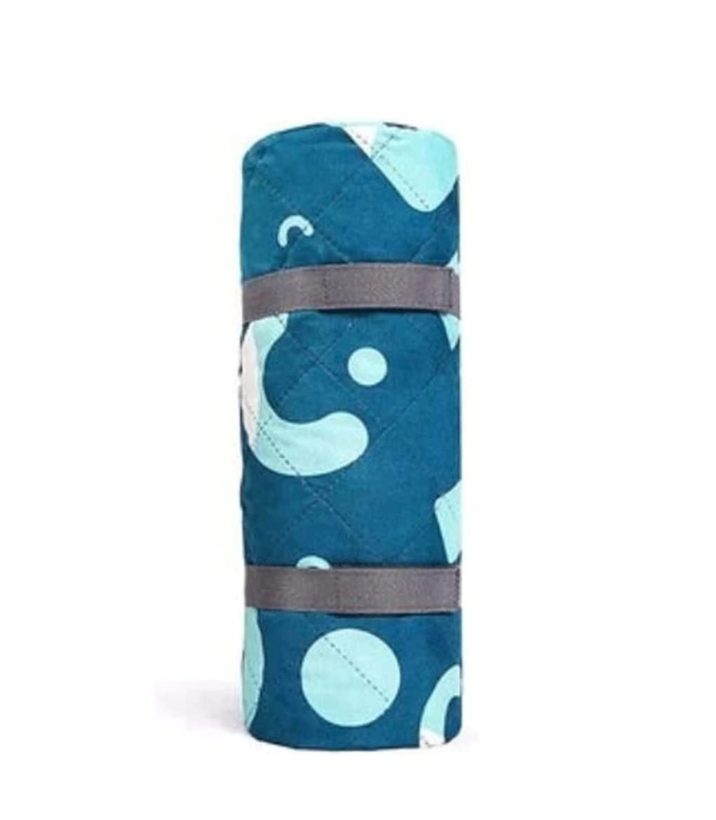 Nappe Pique Nique Couverture de Pique-Nique Portable respectueuse la Peau, Tapis épais pour l'extérieur, pelouse imperméable pour Le Camping, randonnée, Les Voyages Extérieur Tapis(A)