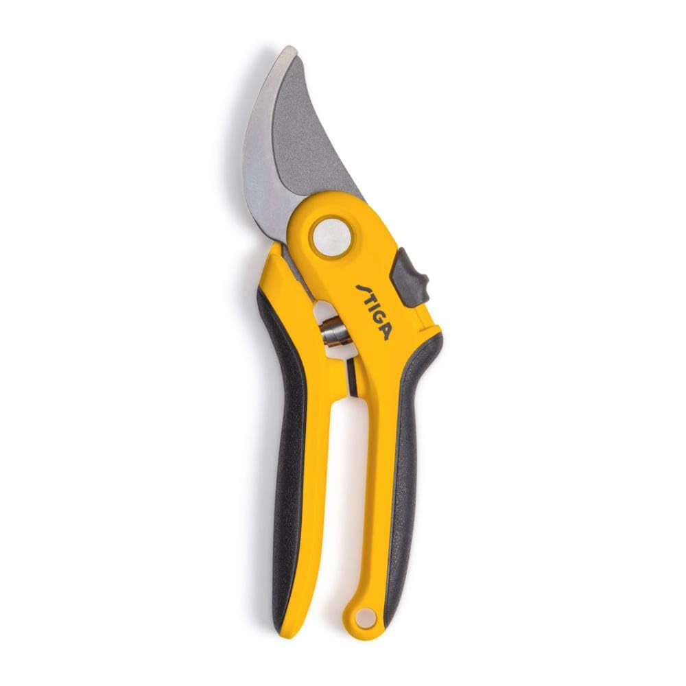 Stiga Bypass Pruning Secateurs 213mm from B&Q
