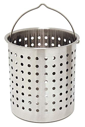 Bayou Classic 1118 32-qt Stainless Turkey Fryer Features Vented Lid Perforated Poultry Rack 12-in Stainless Fry Thermometer 2-oz Seasoning Injector
