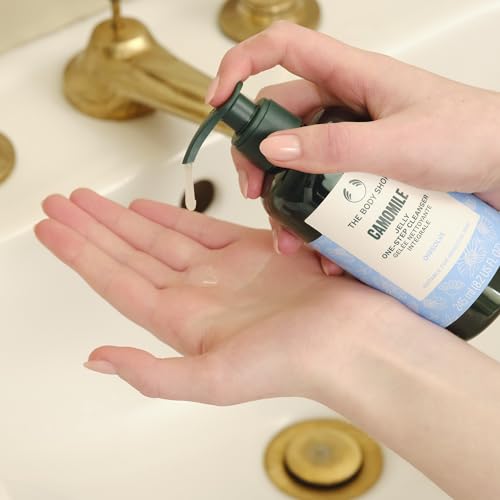 The Body Shop Camomile Jelly One-Step Cleanser - For Sensitive Skin - 8.2 Fl Oz - Image 3