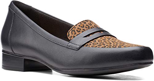 Image of Clarks Womens 26153195 Burgundy Loafer