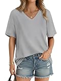 Camisetas para mujer en style ample et confortable : ce t-shirt femme col v ample offre une coupe décontractée idéale pour un port quotidien, alliant liberté de mouvement et respirabilité grâce à son tissu léger et doux.