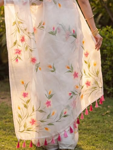 Image of AKHILAM Women's Cotton Saree with White Daisy Floral Prints Tassel Pallu Lightweight Summer Saree