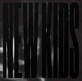 iKON - New Kids : Begin [Bold ver.] CD + libro de fotos + tarjeta fotográfica + póster plegado + juego de tarjetas fotográficas adicionales (Kpop Market Store Gift)