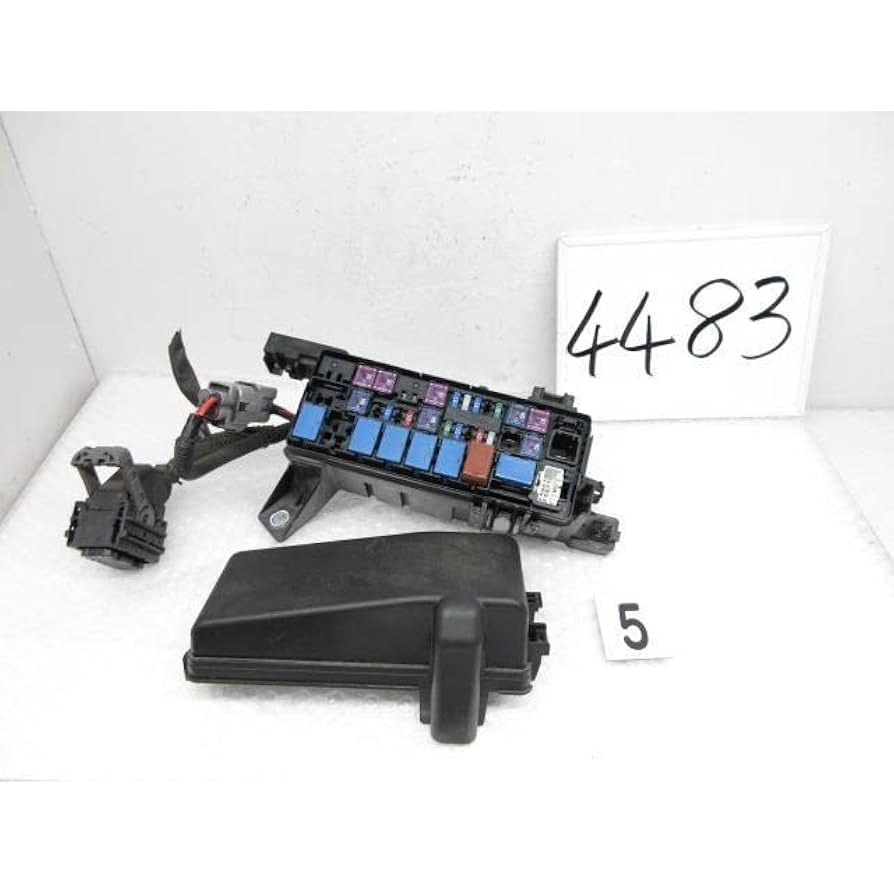 Amazon | 29年 NV100クリッパー HBD-DR17V (5) ヒューズボックス