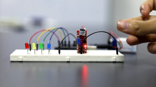 Amazon | ELEGOO Arduino用のUNO R3 最終版スタータキット UNO