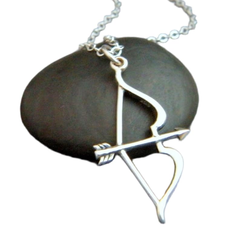 LKBEADS Collana con arco e freccia in argento sterling 925. Collana. Ciondolo per tiro con l'arco. Piccoli gioielli semplici. Collana moderna con arco e freccia. Regalo per arciere | Con catena da 18