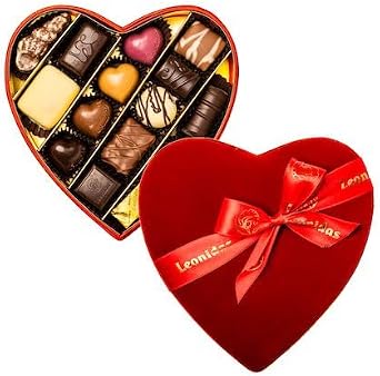 Leonidas Valentine Velvet Heart Gift Box, 30 Assorted Pralines, Creams, Truffles