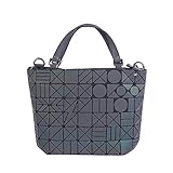 Praktisch: 31 x 26 x 13 cm (L x H x B). Diese holografische Handtasche verfügt über ein großes Fassungsvermögen, alle Gegenstände können gut organisiert werden. Perfekt als täglicher Begleiter.