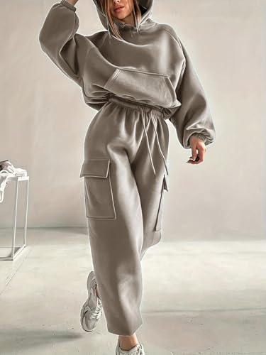 Image of KOTTY Women's Co-Ords Solid Sweatshirt With Sweatpant