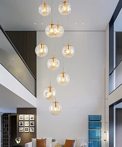 Suspension escalier pour sublimer un plafond vide et sombre de loft ou duplex