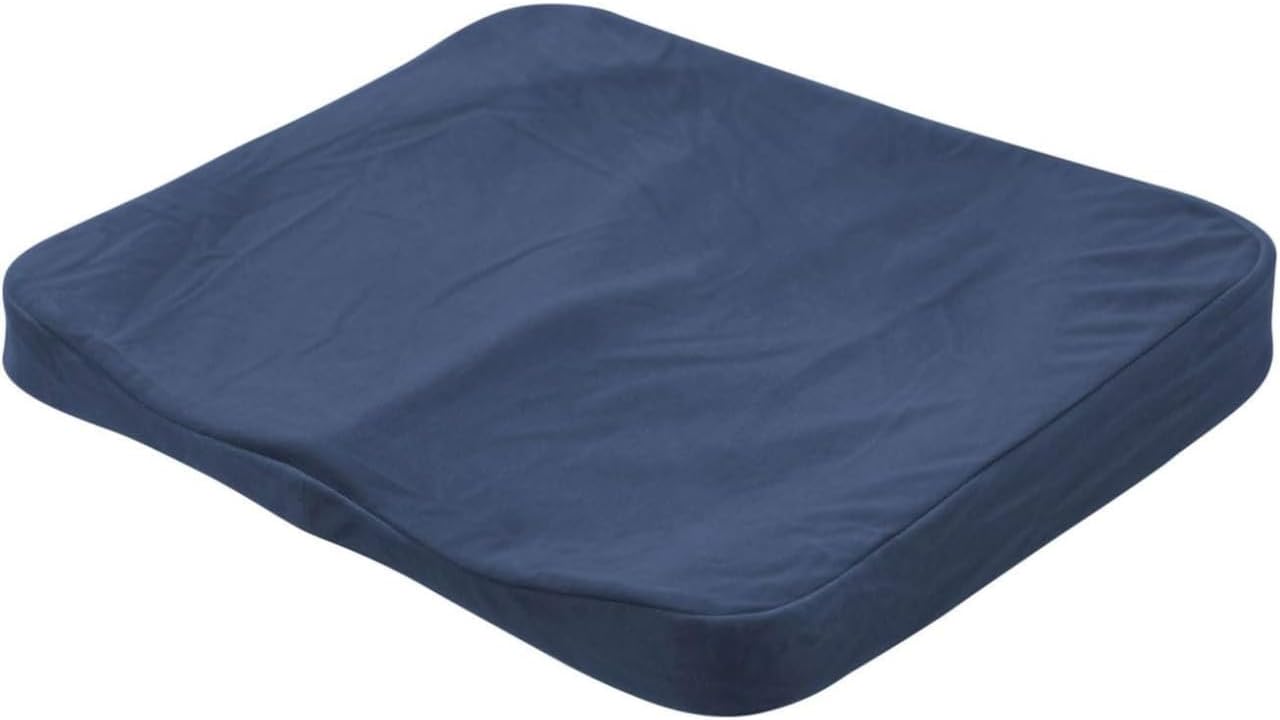 新品　北欧　ペンティック　PENTIK クッションカバー　赤花　2枚 新品 北欧 ペンティック PENTIK クッションカバー 赤花 2枚 クッション