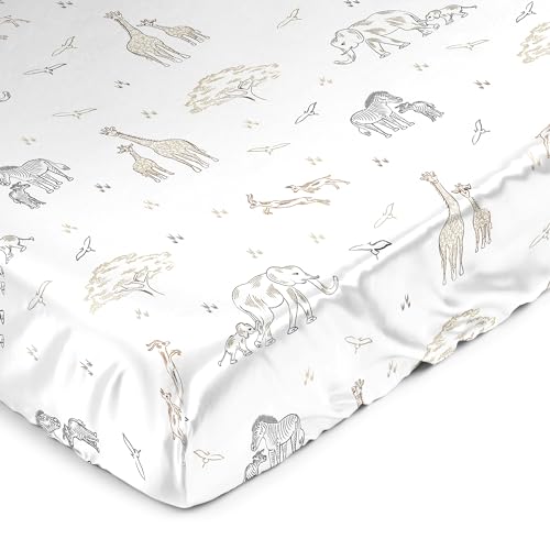 Sweet Jojo Designs Sábana bajera ajustable de satén para cuna, diseño de animales de safari en la selva, niño y niña, para bebé, recién nacido, habitación infantil, colchón estándar, elefante, jirafa,