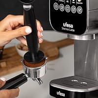 Ufesa Espressomaschine Sienna Latte 20 Bar mit Touchpanel – Thermoblock-System, 1360W, Dampfdüse, Milchbehälter 400ml, Wassertank 0,9L, Tassenwärmer, Kompaktes Design – Ansicht 6