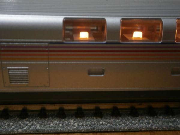 Amazon.co.jp: (8客車編N) マシE26-1 食堂車3号車 1両 E26系