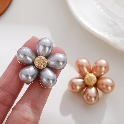Image of Elegant Floral Brooch Pins for Women, Sweater Shawl Silk Cardigan Lapel Pins, Cardigan Jewelry Suit Shirt Accessory with Crystal CZ Flowers Brooches Pins for Women