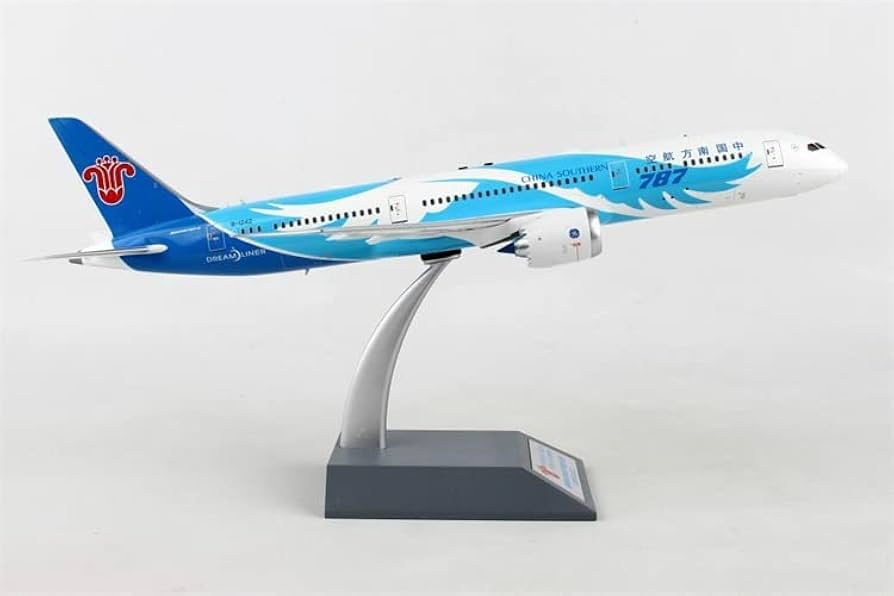 Inflight200 中国南方航空 B787-9 B-1242 Inflight200 中国南方航空 B787-9 B-1242 China Southern Boeing