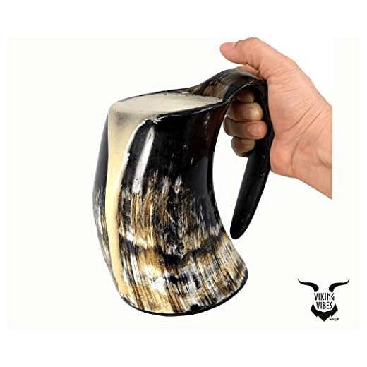 Loop Drickhorn mugg öltank med träbas – äkta handgjorda vikingar original horn mugg kopp för my, Ale och öl – (polerad finish, 600 ml | 20 oz)