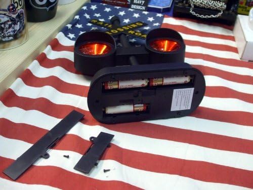 Hayes 15887 Railroad Train / Track Crossing Sign with Flashing Lights and Sounds - Image 7