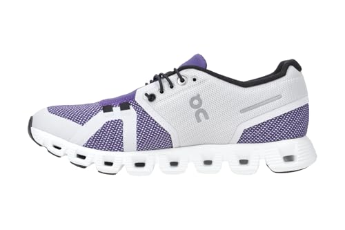 Image of On Women's Cloud 5 Sneakers