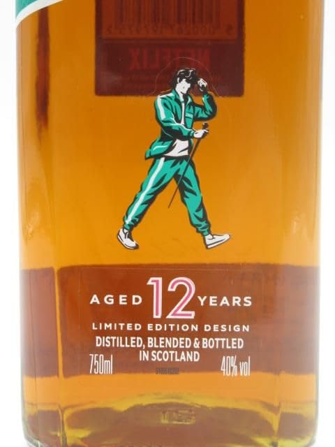 ジョニー・ウォーカー ブラックラベル 12年　イカゲーム限定版 Amazon.co.jp: ジョニーウォーカー 12年 ブラック (ジョニ黒) イカ