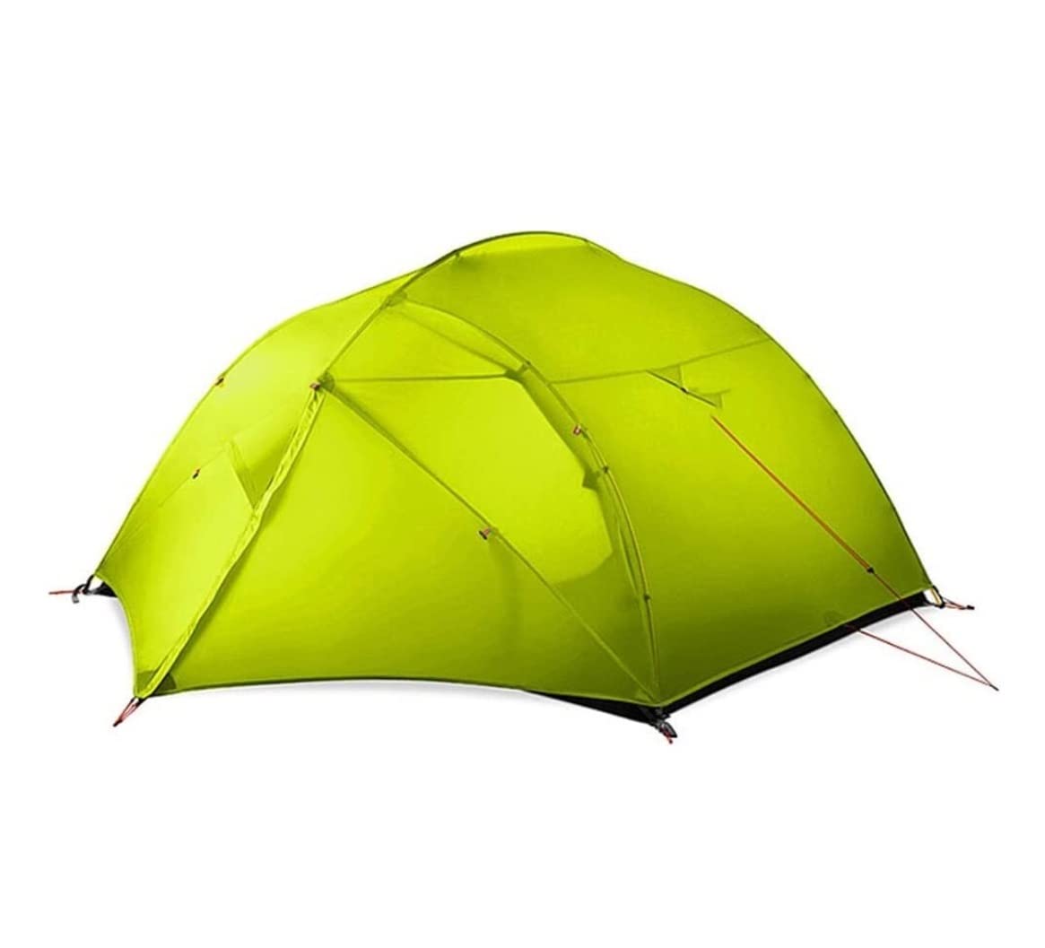 Tente de camping isolée imperméable pour rester au sec durant vos randonnées
