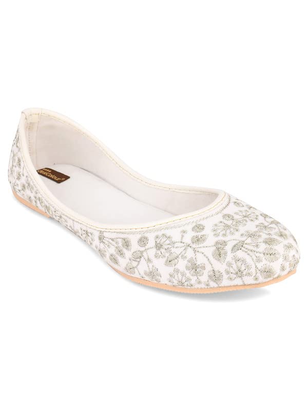 Mojari Punjabi Jutti for Women Ethnic Footwear- Floral Full Emb-image-37