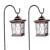 Bei gutem Lichteinfall beträgt die Leuchtdauer bis zu sechs Stunden, eine wiederaufladbare Batterie ist im Lieferumfang enthalten.Das LED-Modul ist in Form einer Kerze gestaltet und unterstreicht den charmanten Stil der rustikalen Gartenlaterne perfekt. Lieferumfang: 2 x Led Laterne in der gewünschten Farbe