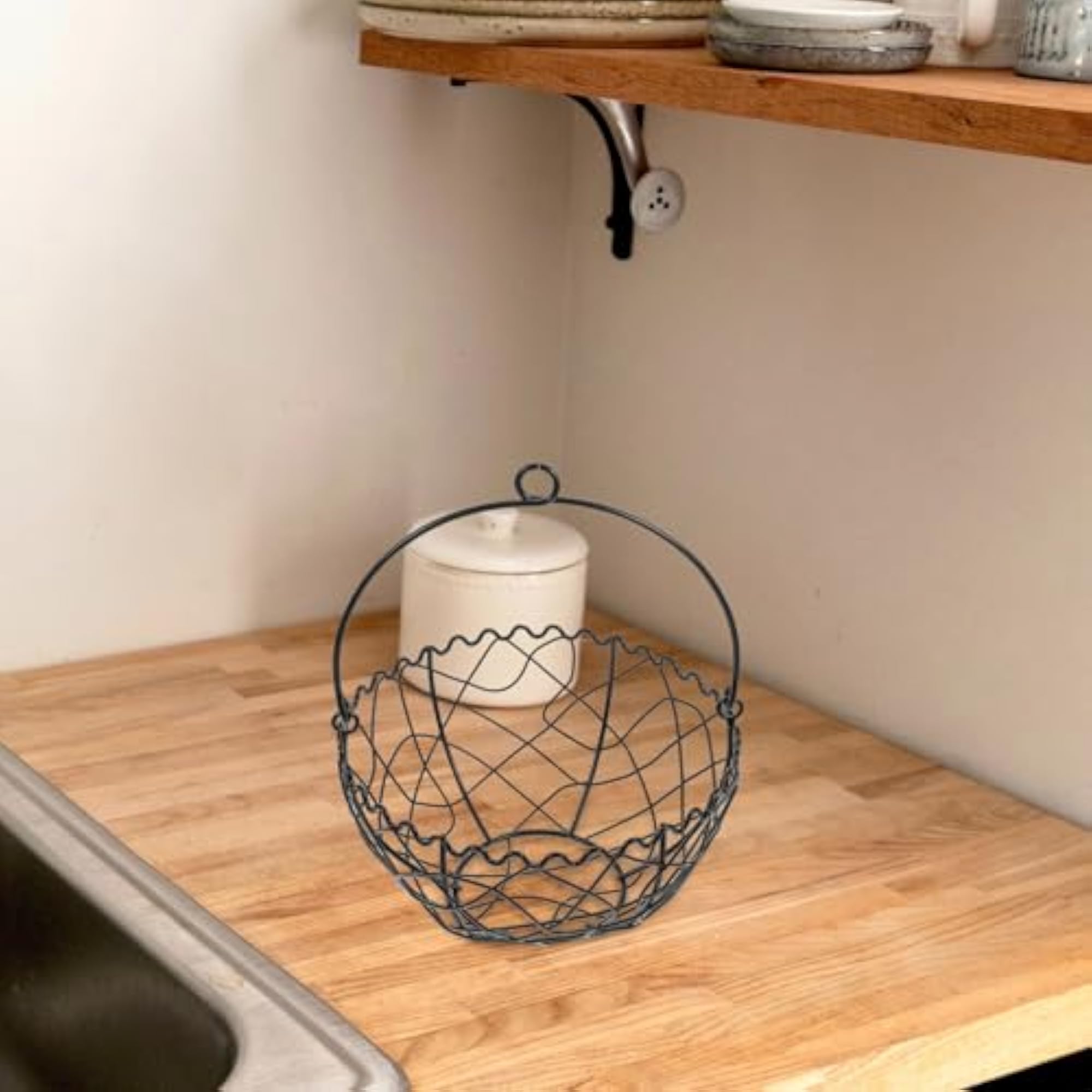 Black Iron Wire Egg Basket with Handle