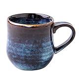 Prepara una taza de tu café aromático favorito y comienza tu día con una gran sonrisa en tu rostro gracias a nuestra taza de café bellamente elaborada.